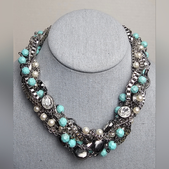 Chloe + Isabel Jewelry - [Chloe + Isabel] Turquoise + Chain Torsade  Multi Media Statement Necklace